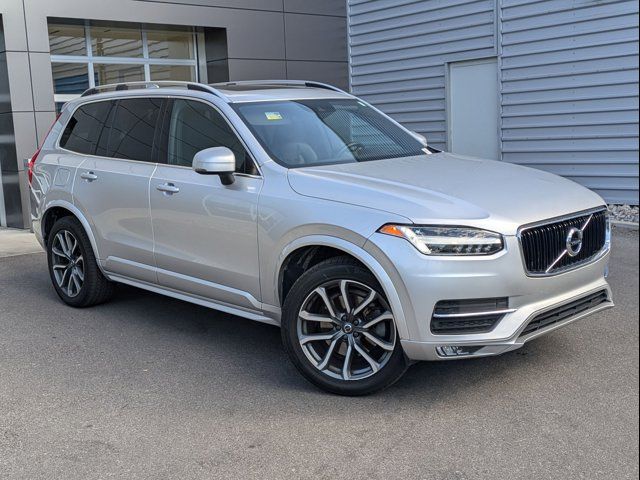 2019 Volvo XC90 Momentum