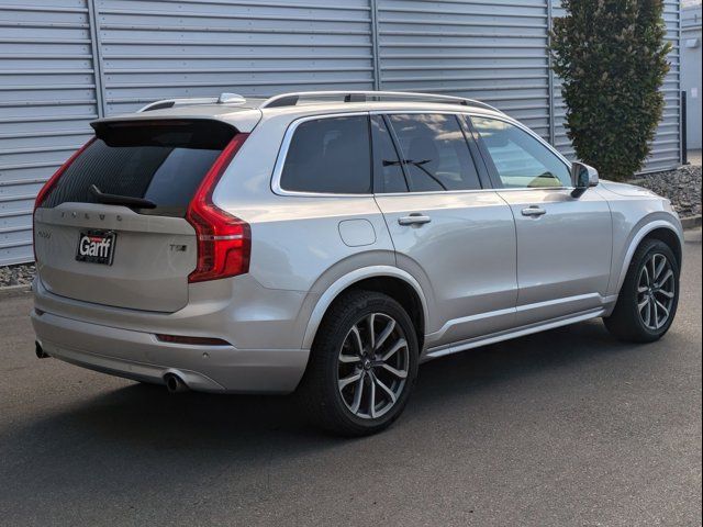 2019 Volvo XC90 Momentum