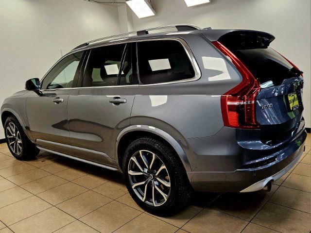 2019 Volvo XC90 Momentum