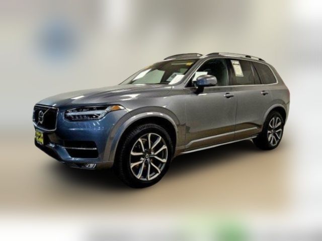 2019 Volvo XC90 Momentum