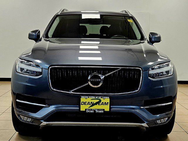 2019 Volvo XC90 Momentum