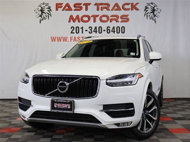 2019 Volvo XC90 Momentum