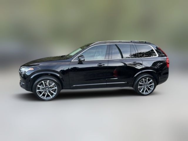 2019 Volvo XC90 Momentum