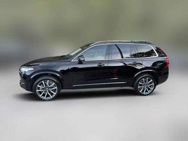 2019 Volvo XC90 Momentum