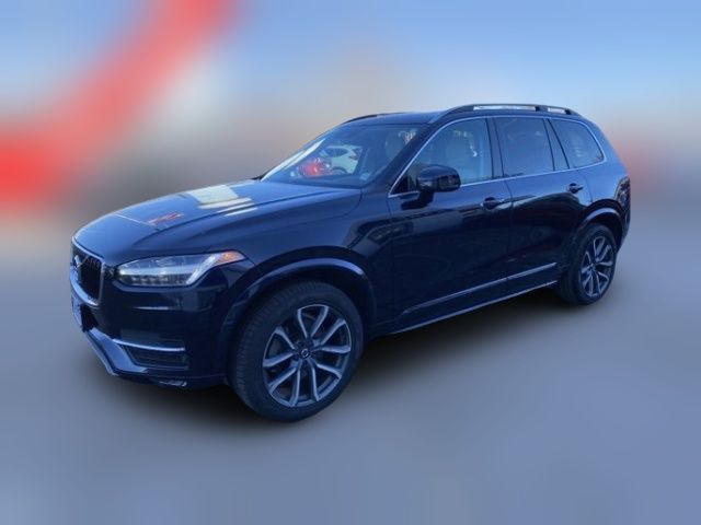 2019 Volvo XC90 Momentum