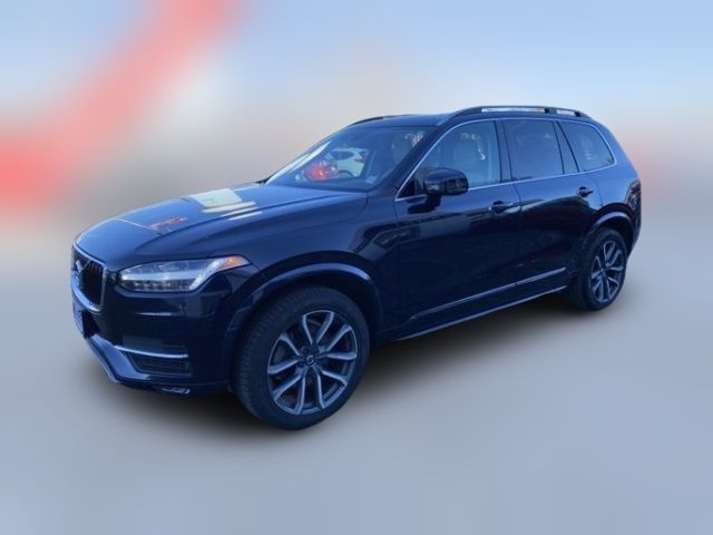 2019 Volvo XC90 Momentum