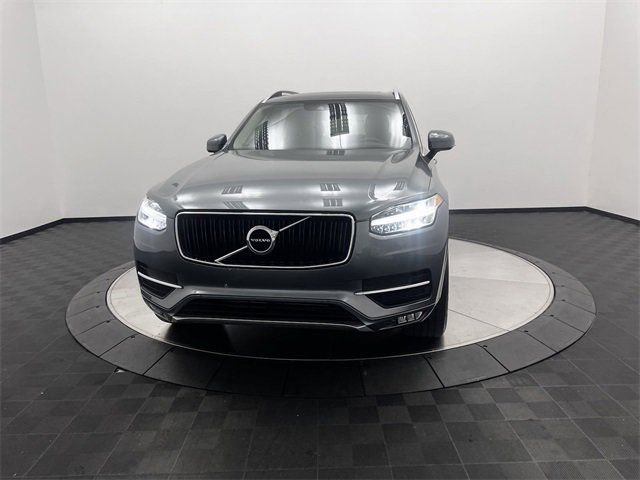 2019 Volvo XC90 Momentum