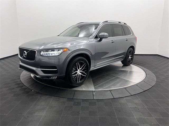 2019 Volvo XC90 Momentum