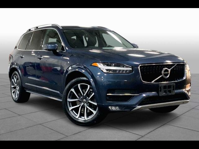 2019 Volvo XC90 Momentum