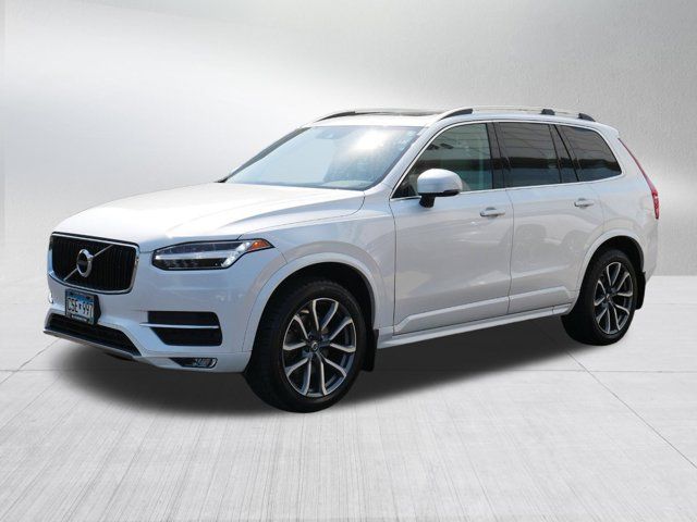 2019 Volvo XC90 Momentum