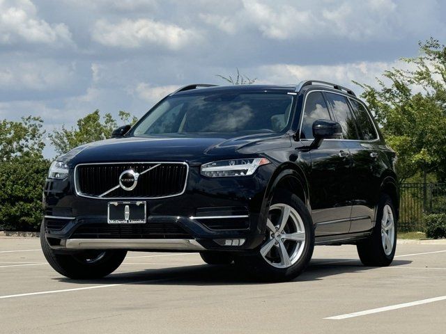 2019 Volvo XC90 Momentum