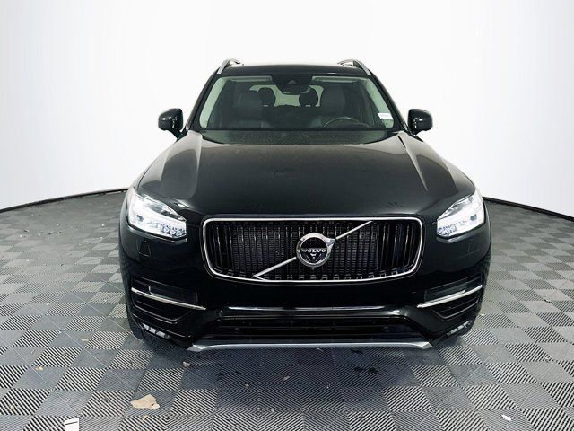 2019 Volvo XC90 Momentum