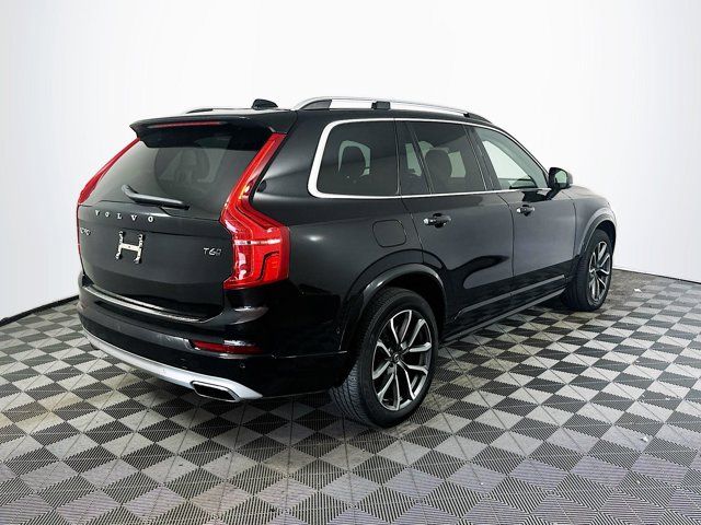 2019 Volvo XC90 Momentum