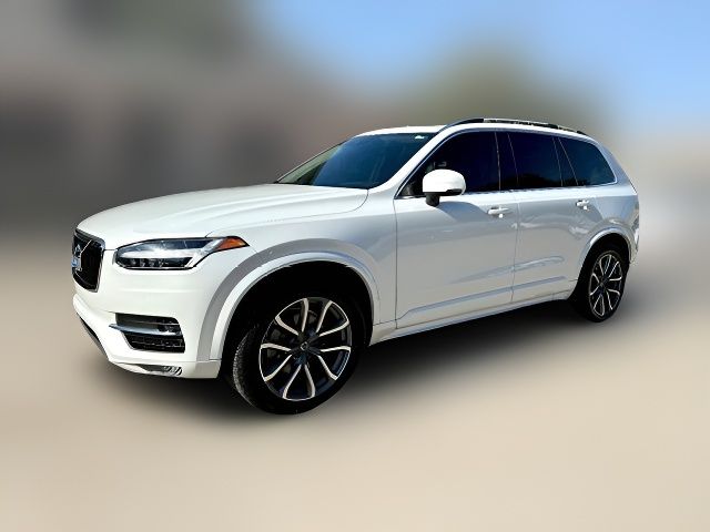 2019 Volvo XC90 Momentum