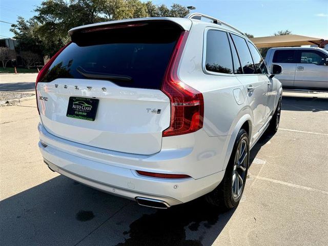 2019 Volvo XC90 Momentum