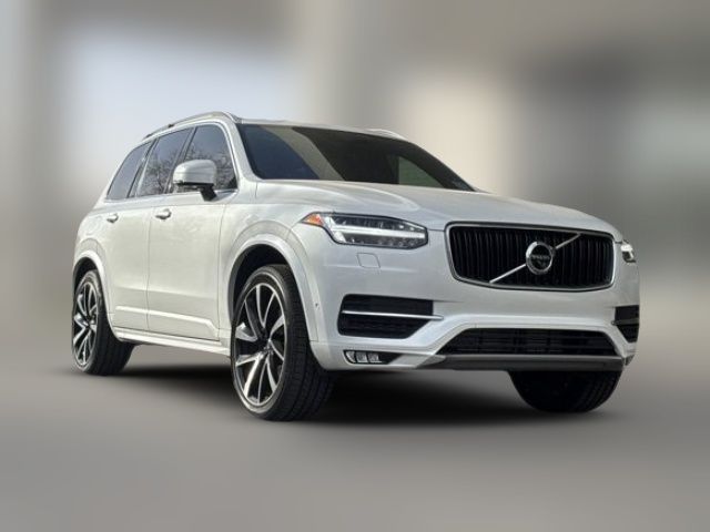 2019 Volvo XC90 Momentum