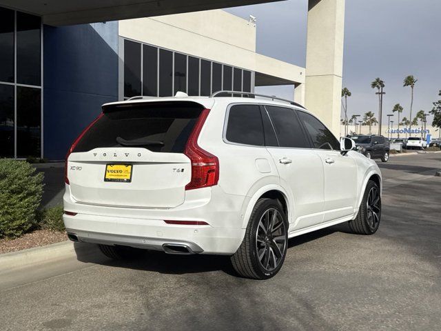 2019 Volvo XC90 Momentum