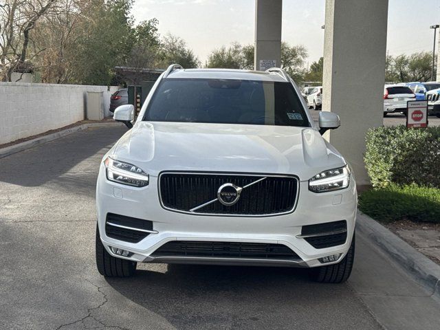 2019 Volvo XC90 Momentum