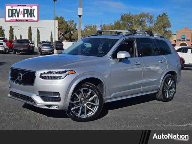 2019 Volvo XC90 Momentum