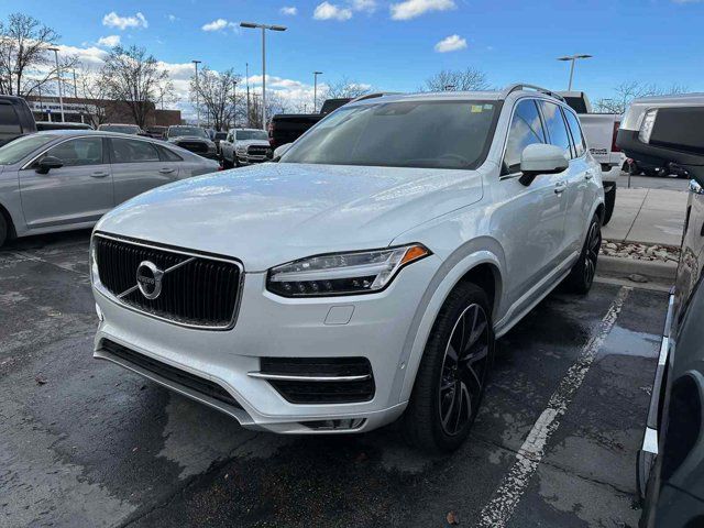 2019 Volvo XC90 Momentum