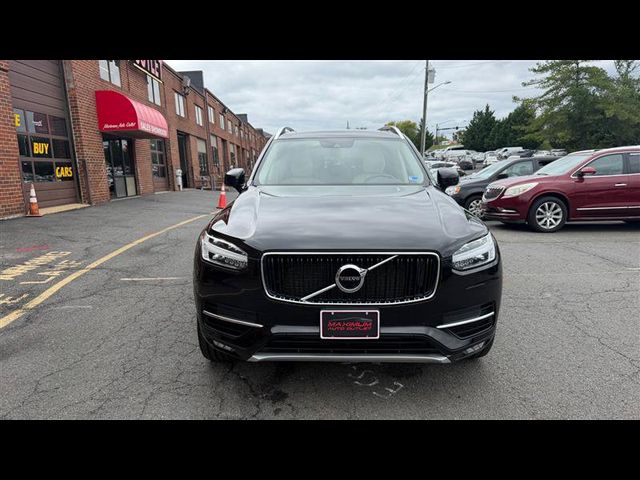 2019 Volvo XC90 Momentum