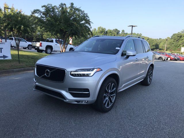 2019 Volvo XC90 Momentum