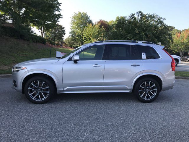 2019 Volvo XC90 Momentum