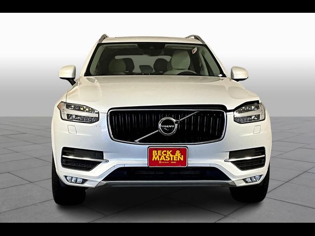 2019 Volvo XC90 Momentum