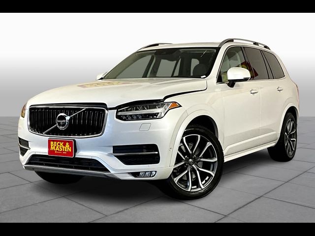 2019 Volvo XC90 Momentum