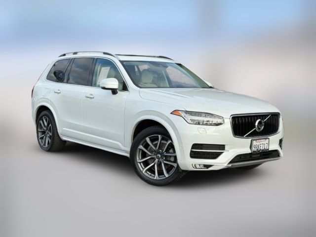 2019 Volvo XC90 Momentum