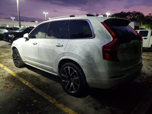 2019 Volvo XC90 Momentum