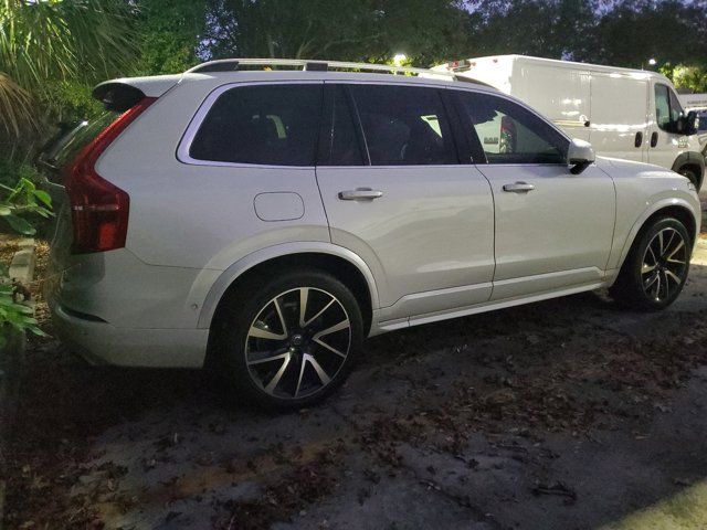 2019 Volvo XC90 Momentum