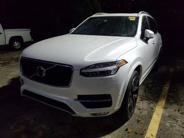 2019 Volvo XC90 Momentum