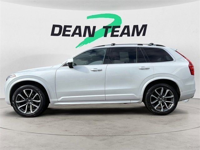 2019 Volvo XC90 Momentum