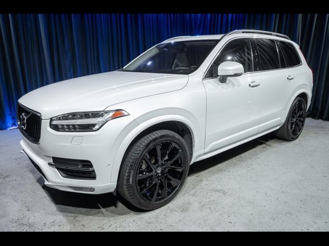 2019 Volvo XC90 Momentum