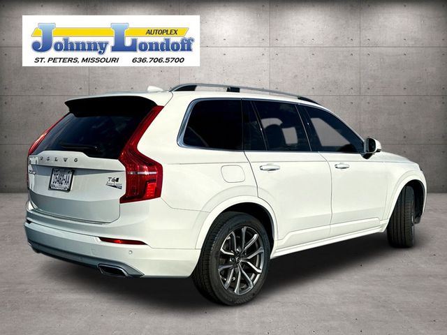 2019 Volvo XC90 Momentum