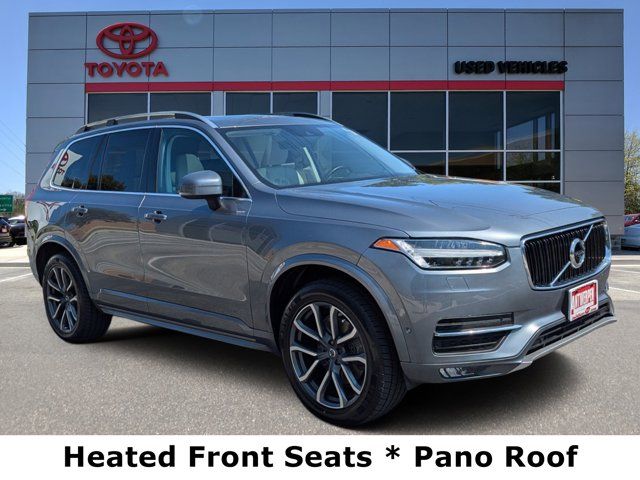 2019 Volvo XC90 Momentum