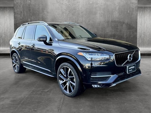 2019 Volvo XC90 Momentum