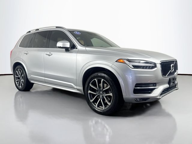 2019 Volvo XC90 Momentum