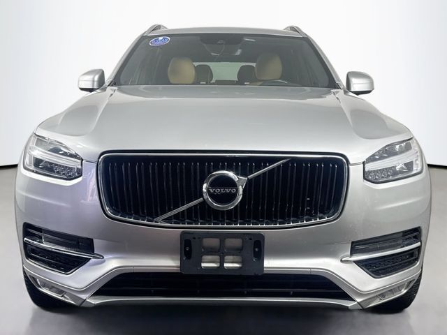2019 Volvo XC90 Momentum
