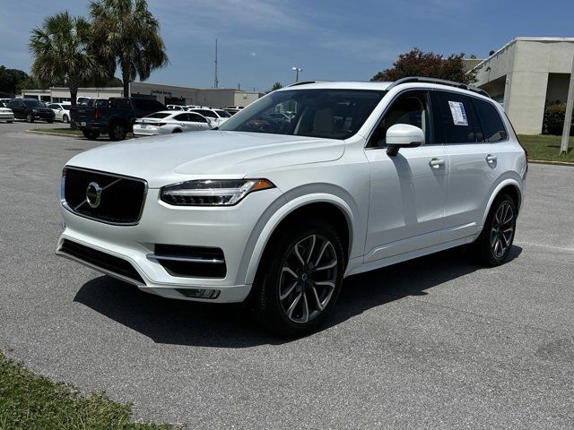 2019 Volvo XC90 Momentum