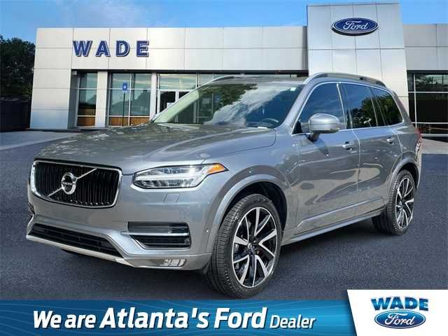 2019 Volvo XC90 Momentum