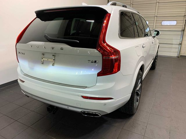 2019 Volvo XC90 Momentum