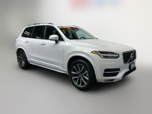 2019 Volvo XC90 Momentum