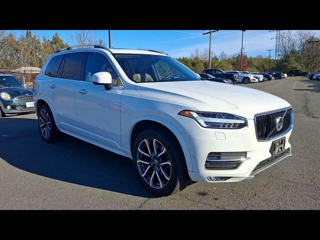 2019 Volvo XC90 Momentum