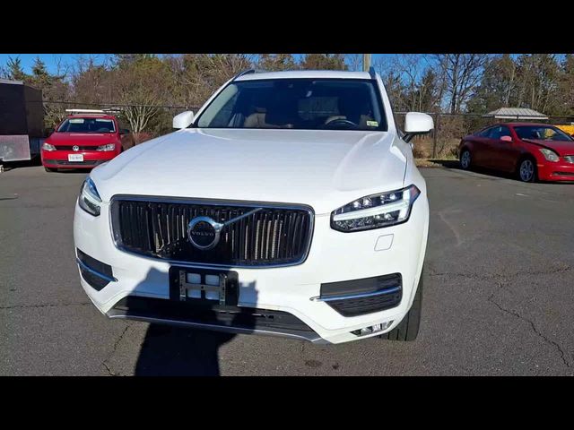 2019 Volvo XC90 Momentum