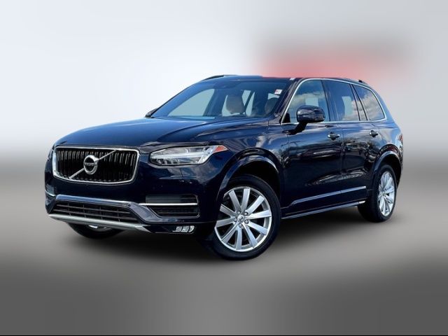 2019 Volvo XC90 Momentum