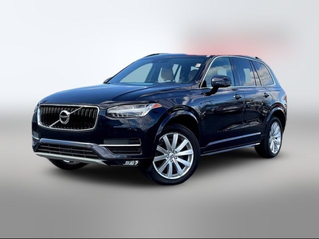 2019 Volvo XC90 Momentum