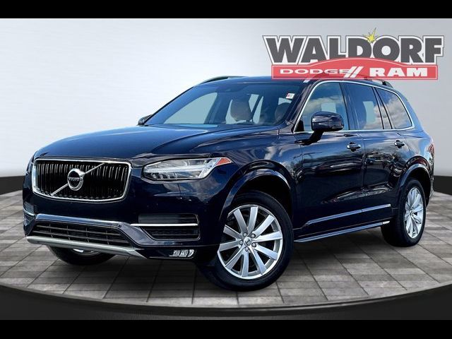 2019 Volvo XC90 Momentum