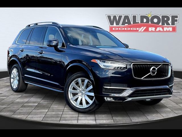 2019 Volvo XC90 Momentum